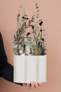 österliches Trockenblumengesteck Dekoration in schönem recyceltem Gefäß H30cm (Kopie)