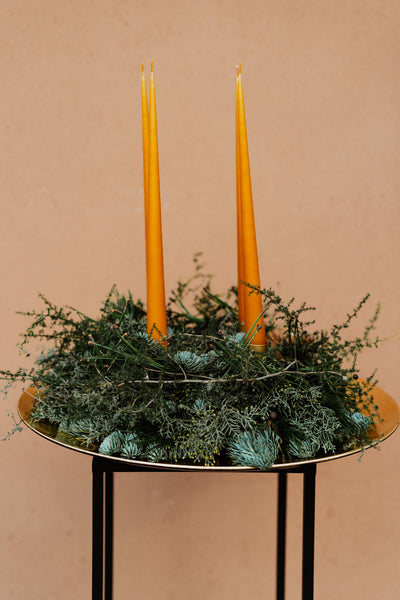 VORBESTELLUNG// natürlicher Adventskranz aus frischem Grün mit Ester & Erik Stabkerzen, Durchmesser ca. 35cm