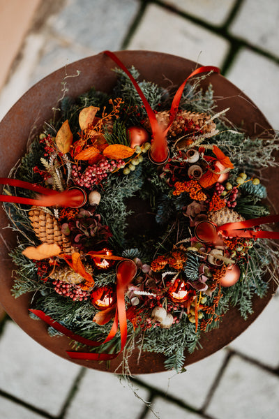 VORBESTELLUNG// Adventskranz aus frischem Grün mit Ester & Erik Stabkerzen, Durchmesser ca. 35cm