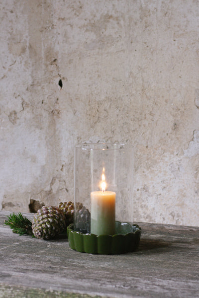 Wikholm Form // Windlicht mit Keramikfuß und herausnehmbarem Glas in Grün oder Weiß