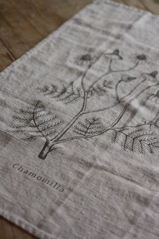 Dorothee Lehnen - Chamomilla - Geschirrtuch aus Naturleinen, handbedruckt